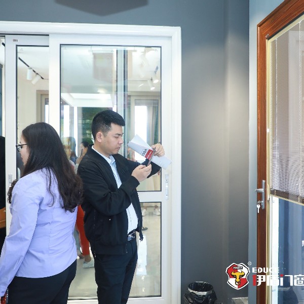 中國(guó)門窗十大品牌之伊盾門窗