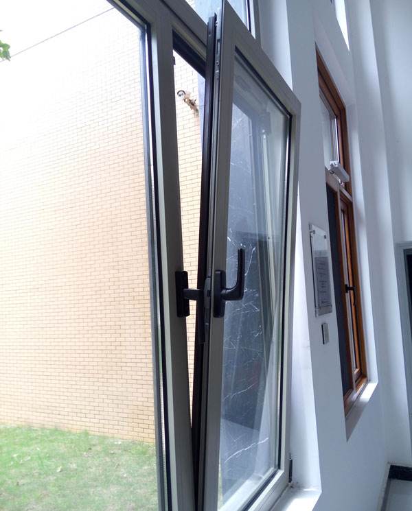 內開內倒窗有哪些優缺點？