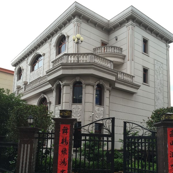 為什么中國人愿意花兩三百萬買房子，卻不愿意花兩三萬買門窗？