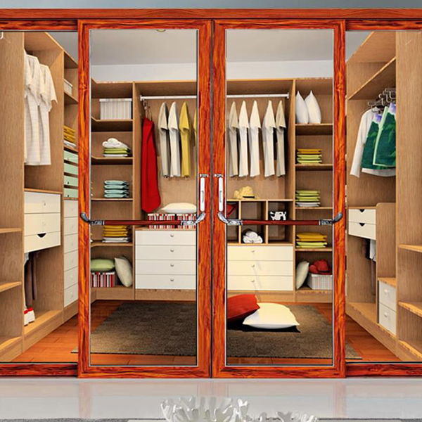 第二屆中國(guó)建材行業(yè)經(jīng)濟(jì)論壇在京舉行，門(mén)窗行業(yè)發(fā)展前景如何？