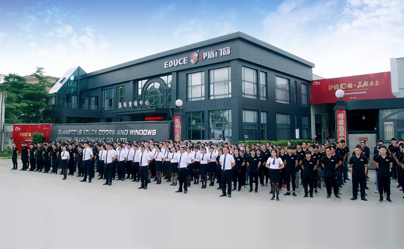 眾志成城，抗擊疫情！伊盾門窗董事長(zhǎng)張龍偉積極為疫情奔走獻(xiàn)愛(ài)心！